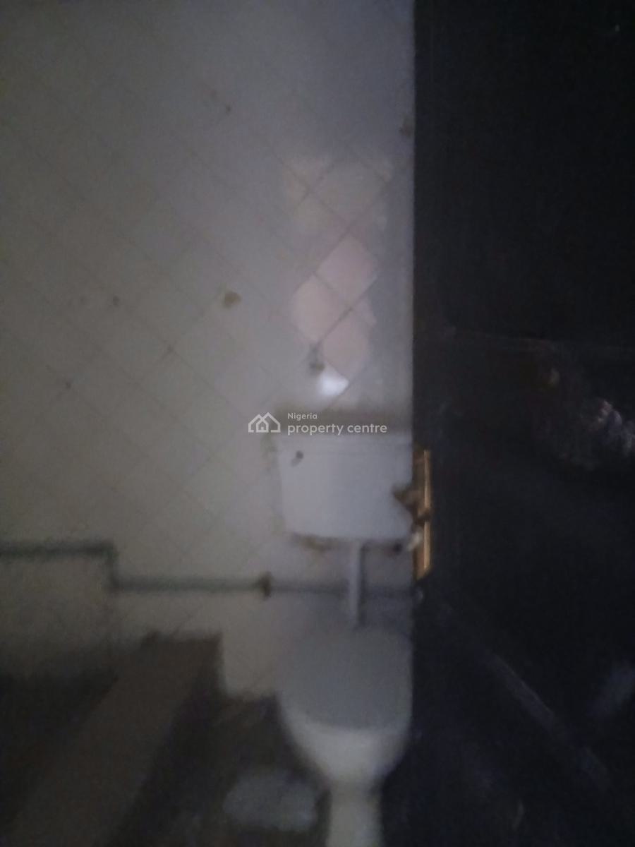 Lovely Executive 3bedroom, Shomolu, Lagos, Flat / Apartment for Rent