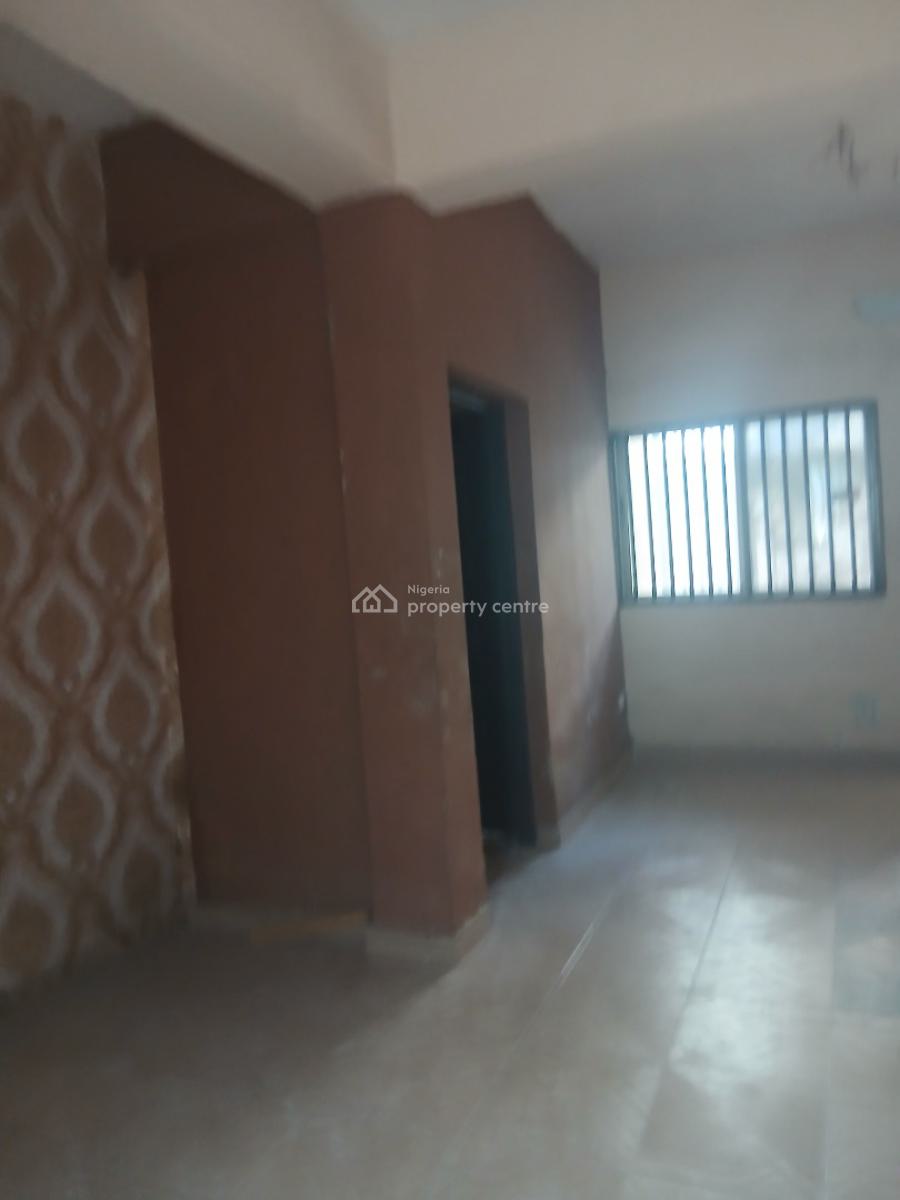 Lovely Executive 3bedroom, Shomolu, Lagos, Flat / Apartment for Rent