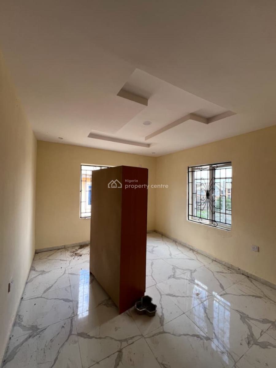 2-bedroom Flat + Bq -- Oluyole Main Estate, Oluyole Estate, Oluyole, Oyo, Terraced Duplex for Rent