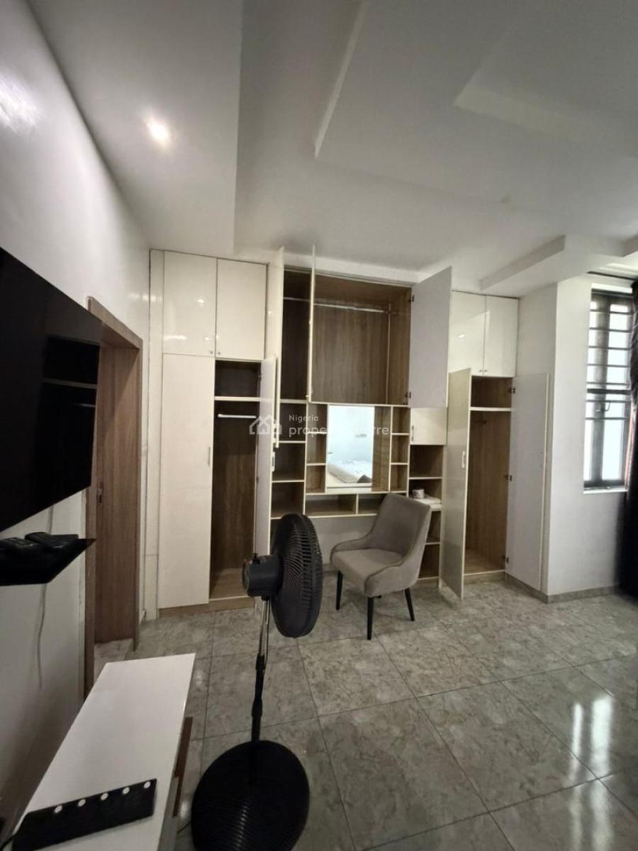 Fully Furnished 2bedroom Penthouse Available., Chevron Lekki Lagos, Lekki, Lagos, House for Sale