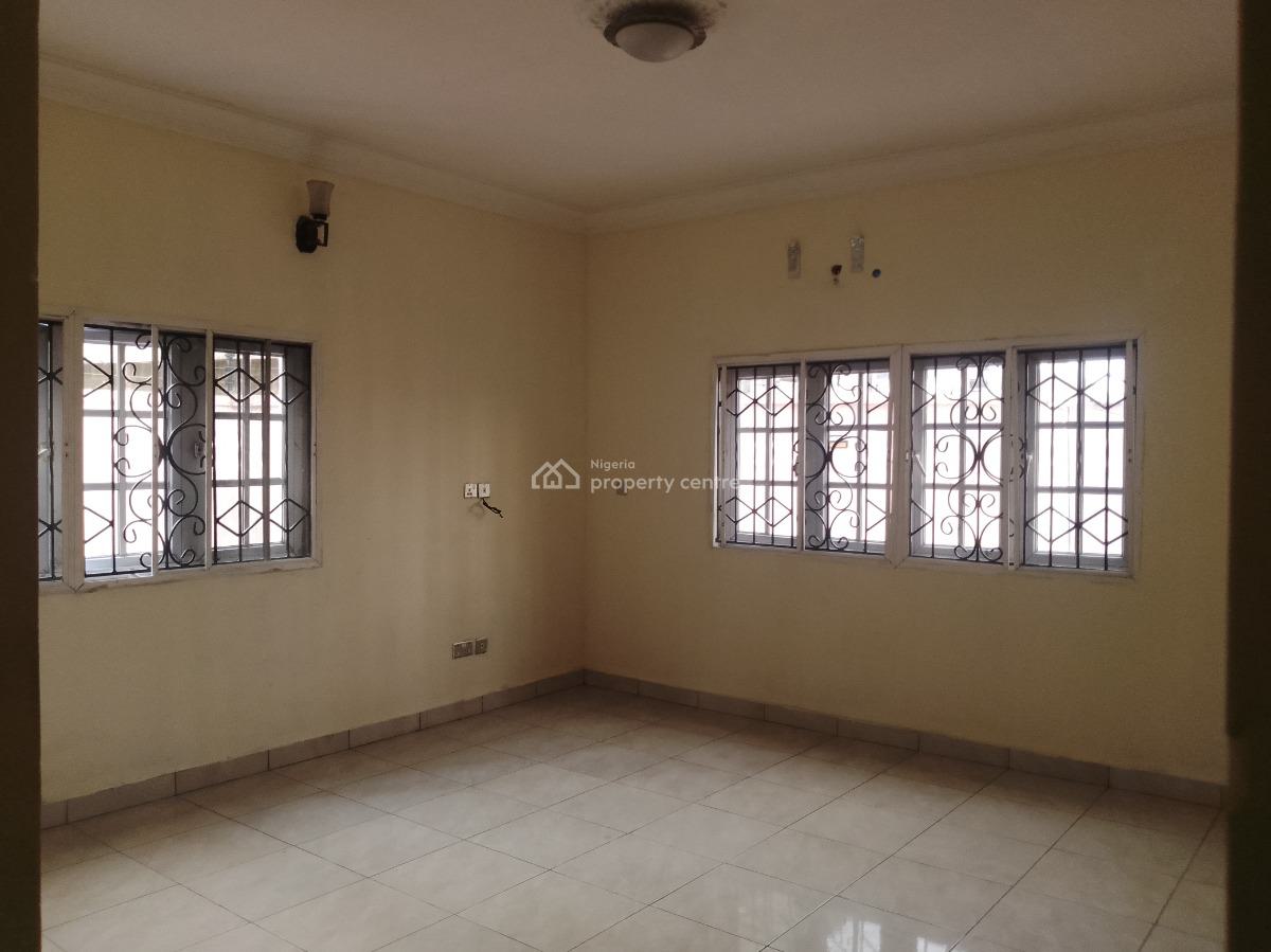 Renovated 2 Bedroom Flat, Sangotedo, Ajah, Lagos, Flat / Apartment for Rent