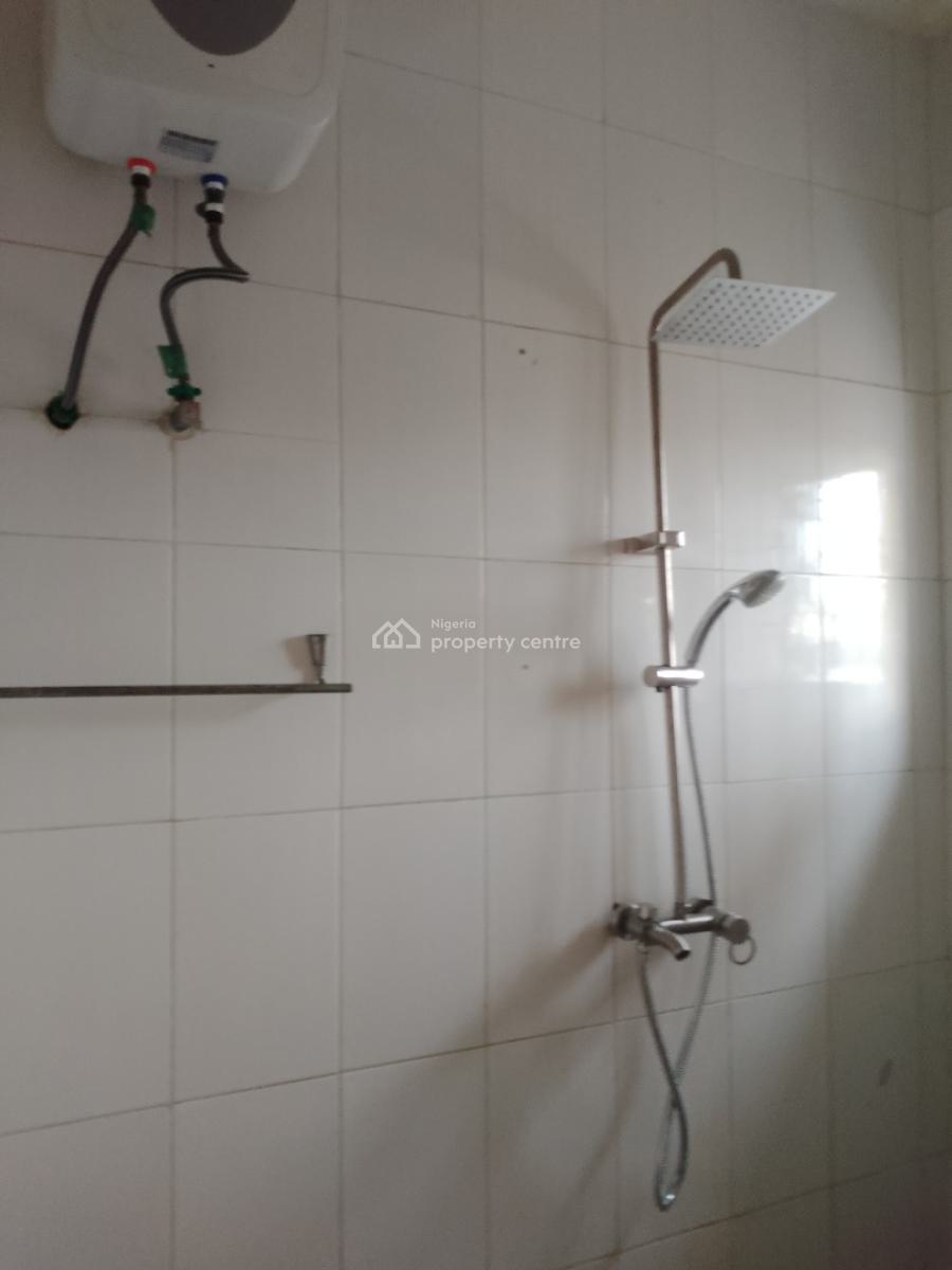 Renovated 2 Bedroom Flat, Sangotedo, Ajah, Lagos, Flat / Apartment for Rent