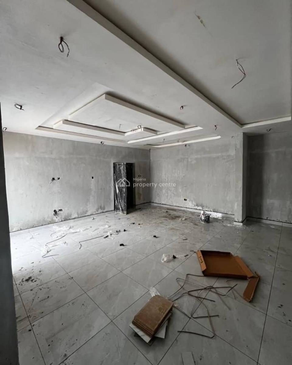 Spaciously Built 3 Bedroom Apartment in Serene Environment, Maryland, Lagos, Flat / Apartment for Sale