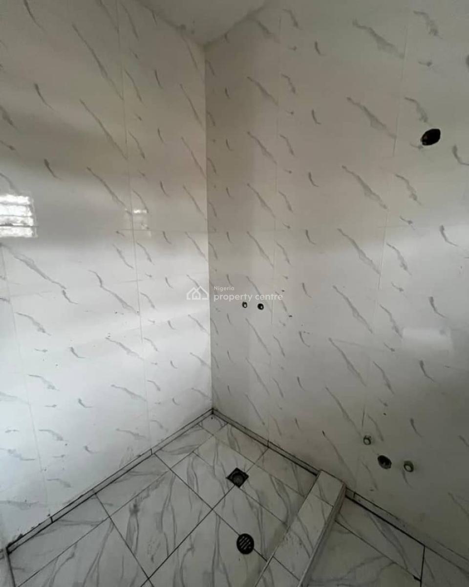 Spaciously Built 3 Bedroom Apartment in Serene Environment, Maryland, Lagos, Flat / Apartment for Sale