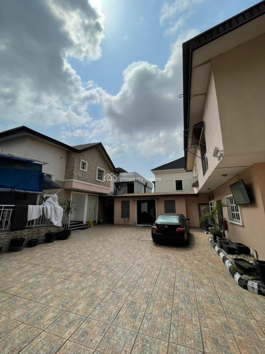Luxury Furnished 18 Room Hotel with Pool & Bar, Lekki Phase 1, Lekki, Lagos, Hotel / Guest House for Rent
