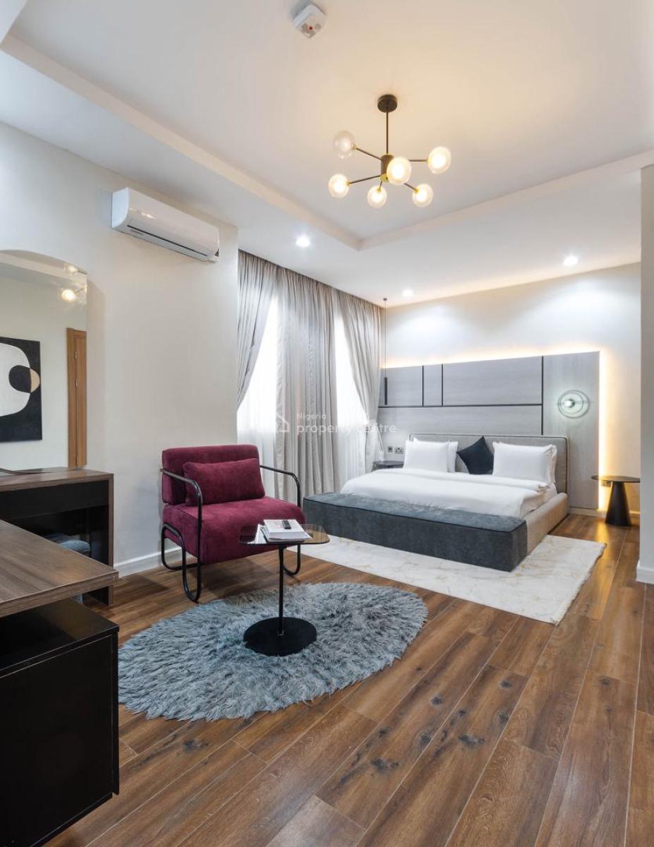 Newly Revamped 2 Bedroom Apartment with Swimming Pool, Gym and Ps5, Signature Residence, Lekki Phase 1, Lekki, Lagos, Flat / Apartment Short Let