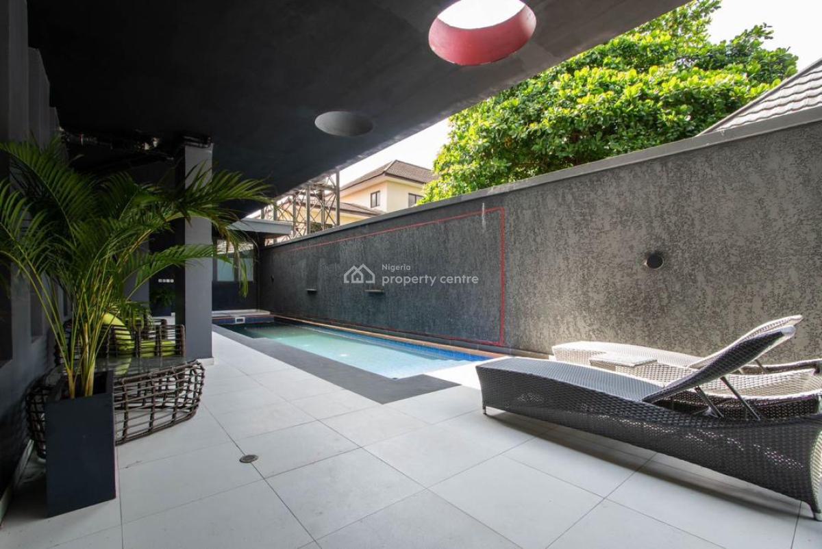 Newly Revamped 2 Bedroom Apartment with Swimming Pool, Gym and Ps5, Signature Residence, Lekki Phase 1, Lekki, Lagos, Flat / Apartment Short Let