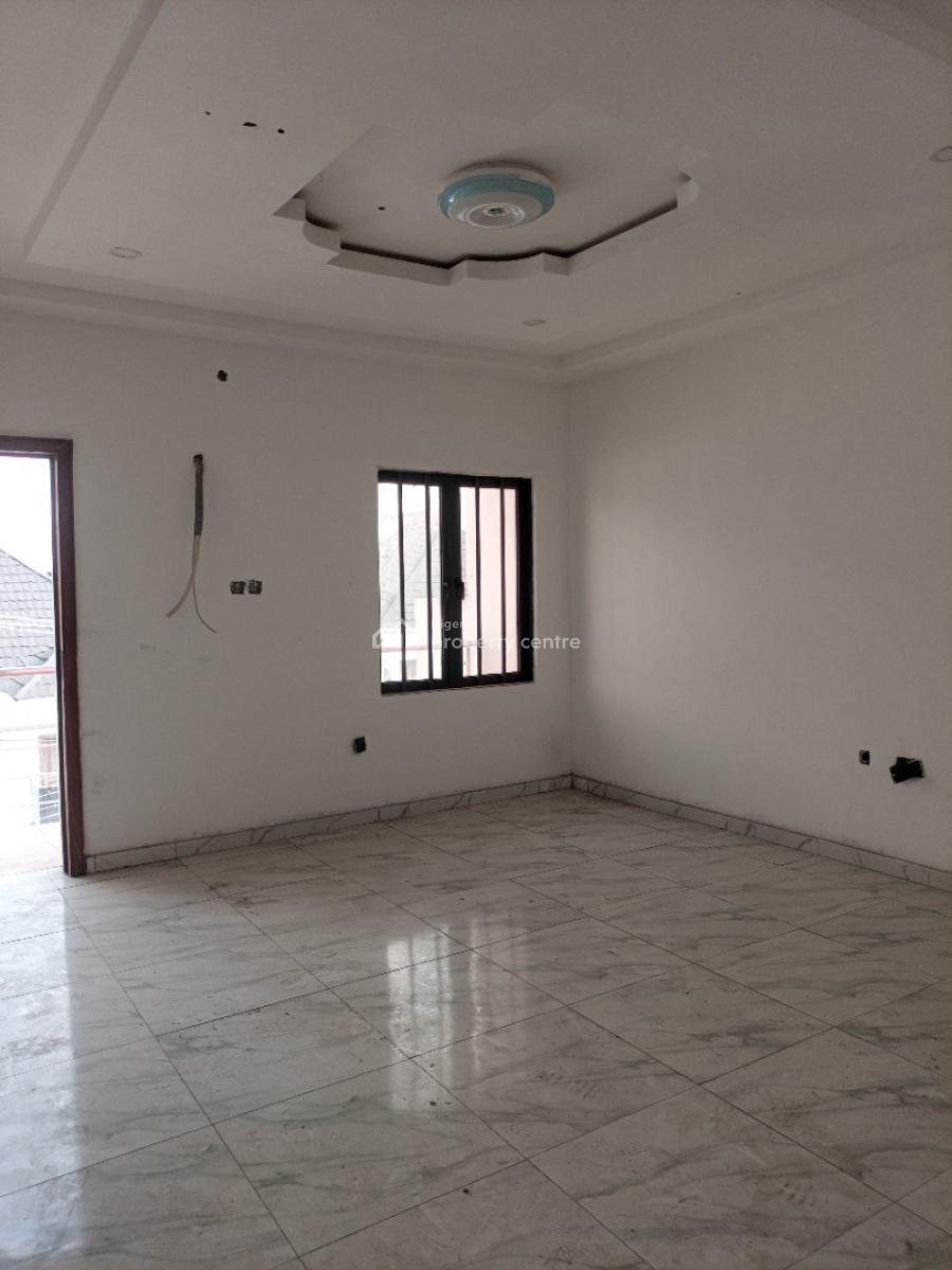 Self Compound 4 Bedroom Semi Detached Duplex with Bq, Idado, Lekki, Lagos, Semi-detached Duplex for Sale