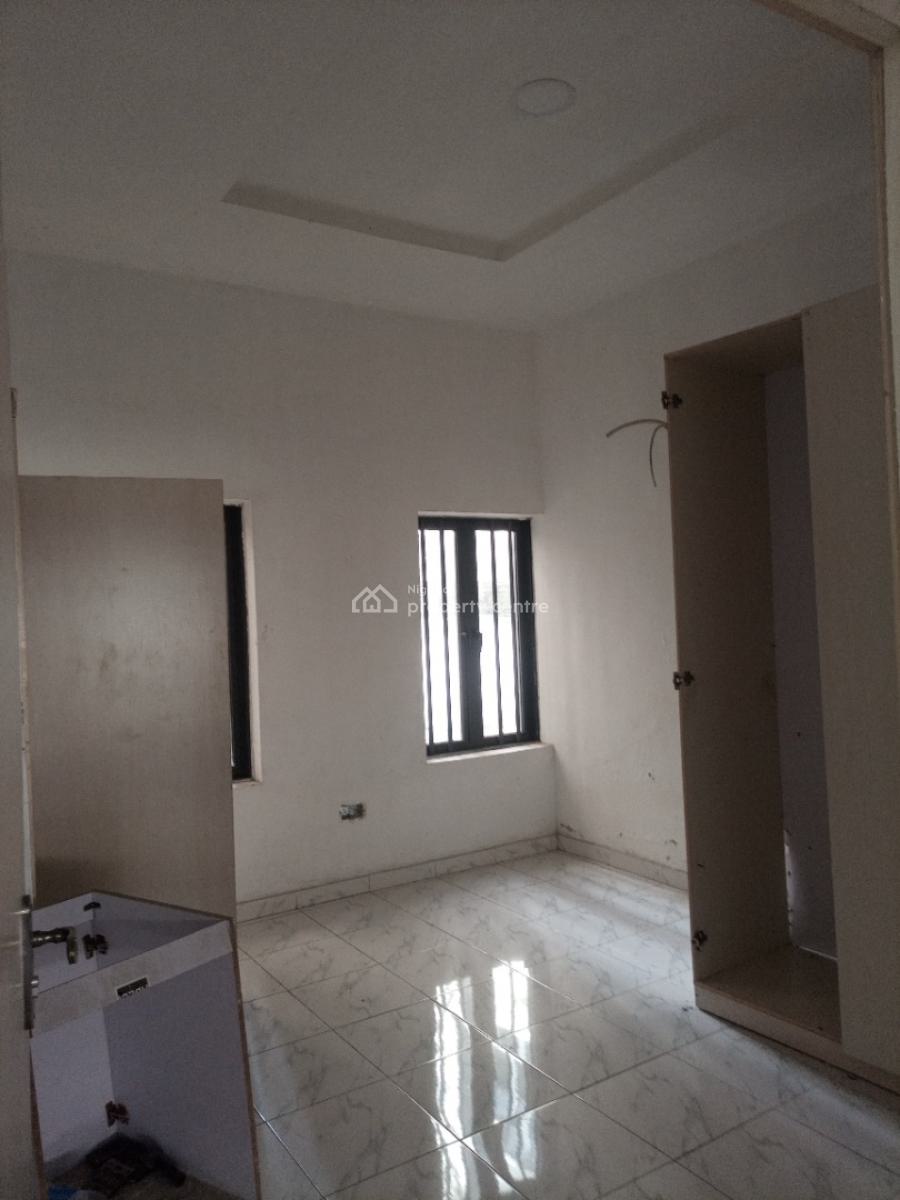 Self Compound 4 Bedroom Semi Detached Duplex with Bq, Idado, Lekki, Lagos, Semi-detached Duplex for Sale