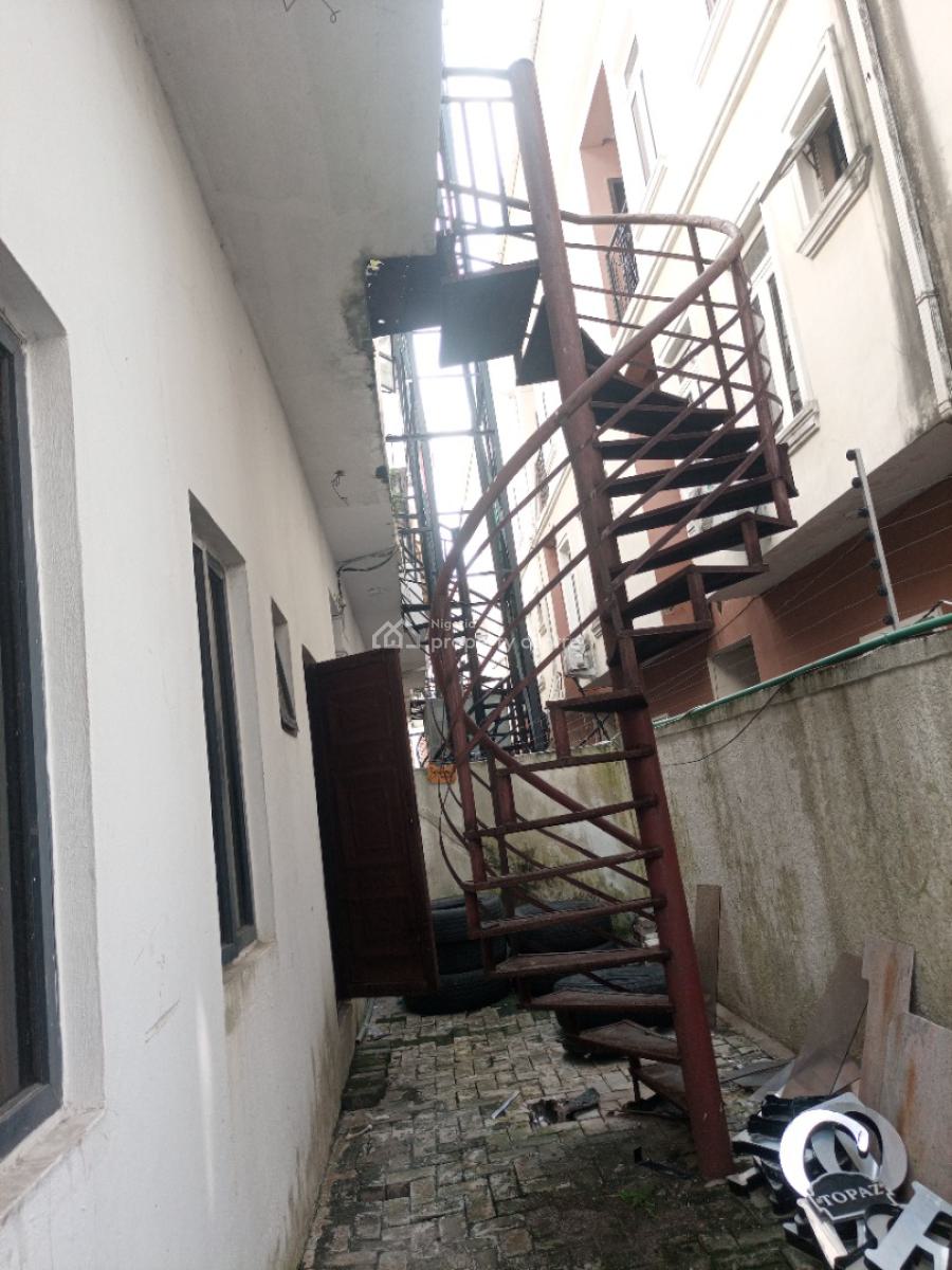 Self Compound 4 Bedroom Semi Detached Duplex with Bq, Idado, Lekki, Lagos, Semi-detached Duplex for Sale