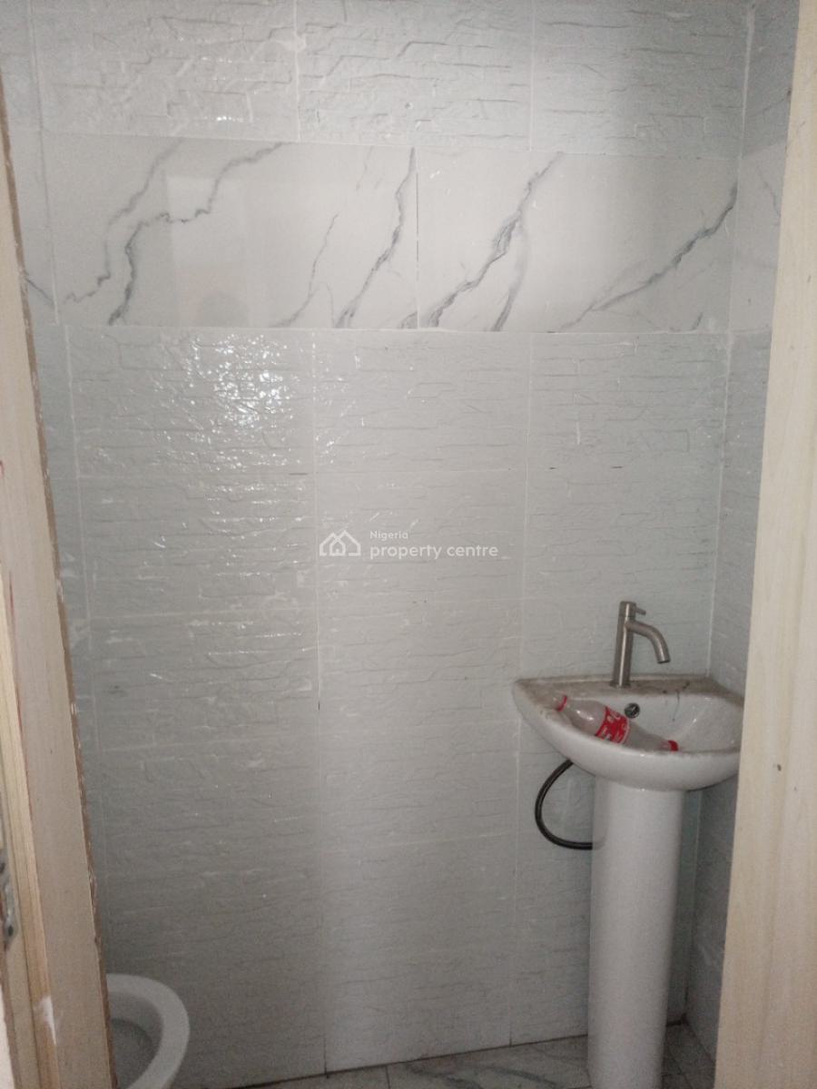 Self Compound 4 Bedroom Semi Detached Duplex with Bq, Idado, Lekki, Lagos, Semi-detached Duplex for Sale