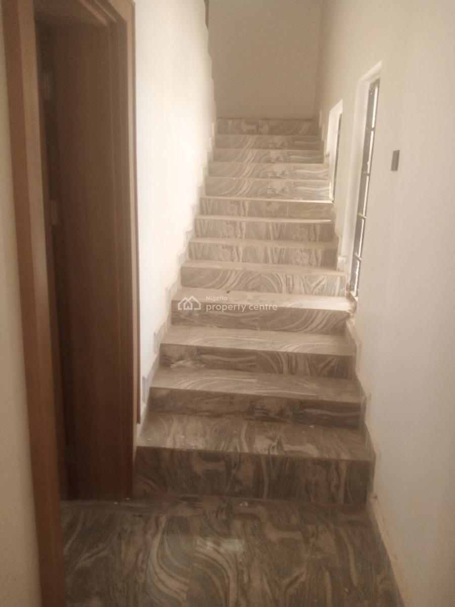 a 5 Bedroom Terrace Duplex, Guzape District, Abuja, Terraced Duplex for Rent