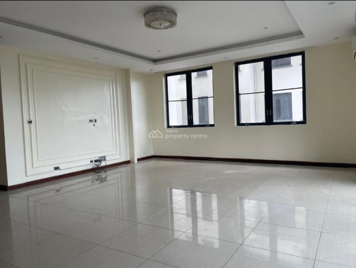 Top Notch 3bed Apartment + Bq, Swimming Pool, Gym in a Serene Area, Old Ikoyi, Ikoyi, Lagos, Flat / Apartment for Rent