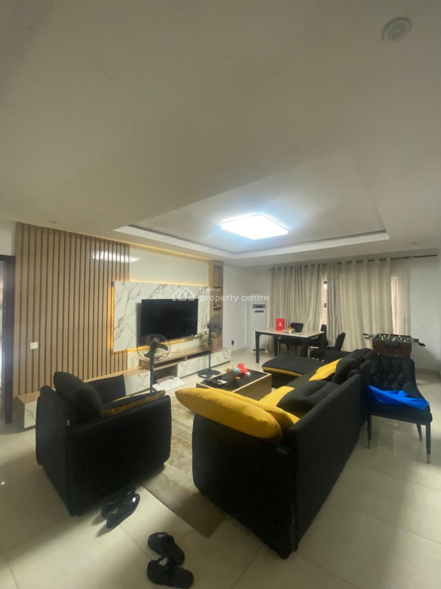 Fully Furnished 2 Bedroom Apartment with Elevator, Lekki Phase 1, Lekki, Lagos, Flat / Apartment for Rent