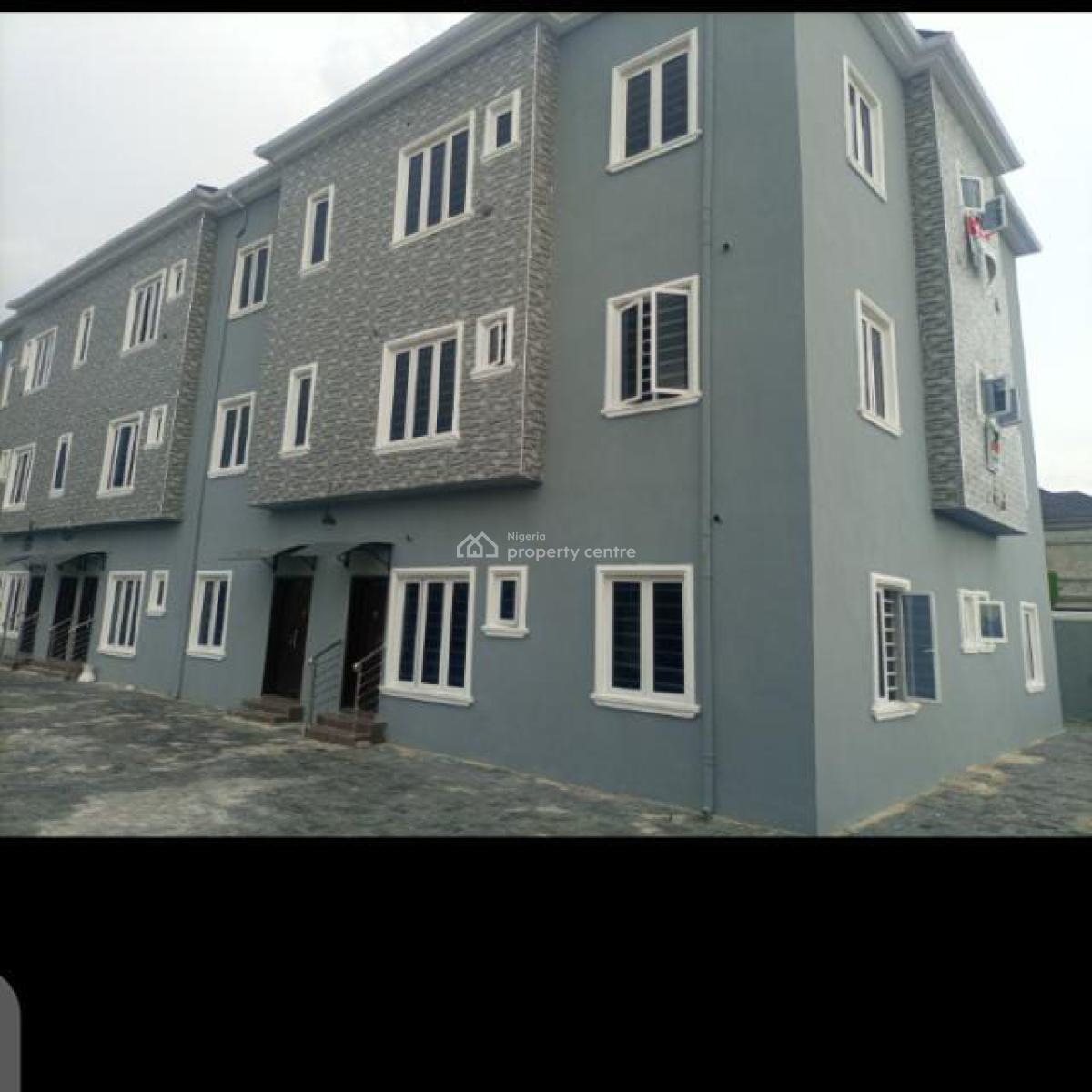 1 Bedroom Mini Flat, Mobil Road Maroko, Ilaje, Ajah, Lagos, Mini Flat (room and Parlour) for Rent