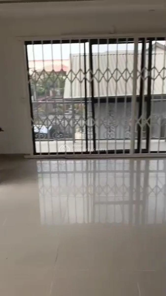 3 Bedroom Apartment, Oba Akinjobi, Ikeja Gra, Ikeja, Lagos, Office Space for Rent