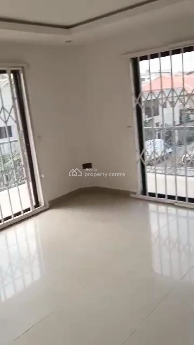 3 Bedroom Apartment, Oba Akinjobi, Ikeja Gra, Ikeja, Lagos, Office Space for Rent