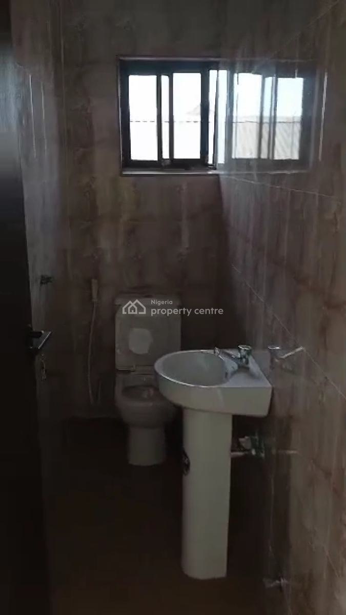 3 Bedroom Apartment, Oba Akinjobi, Ikeja Gra, Ikeja, Lagos, Office Space for Rent