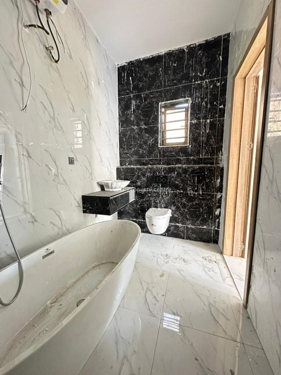Aesthetically Pleasing 5 Bedroom Detached Duplex Plus a Bq and a Pool, Lekki, Lagos, Detached Duplex for Sale
