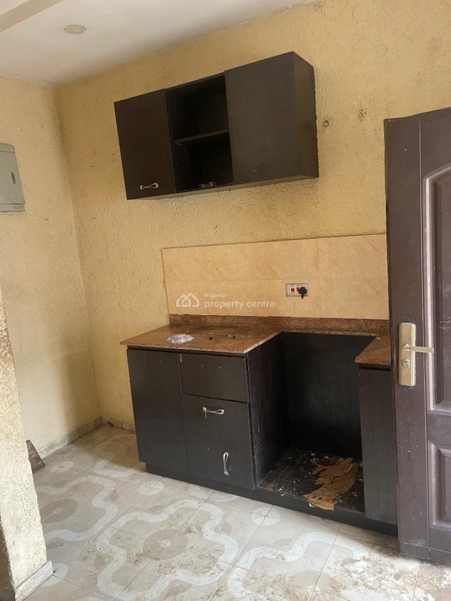 Standard 2 Bedroom Apartment (up Floor), Badore, Ajah, Lagos, Flat / Apartment for Rent