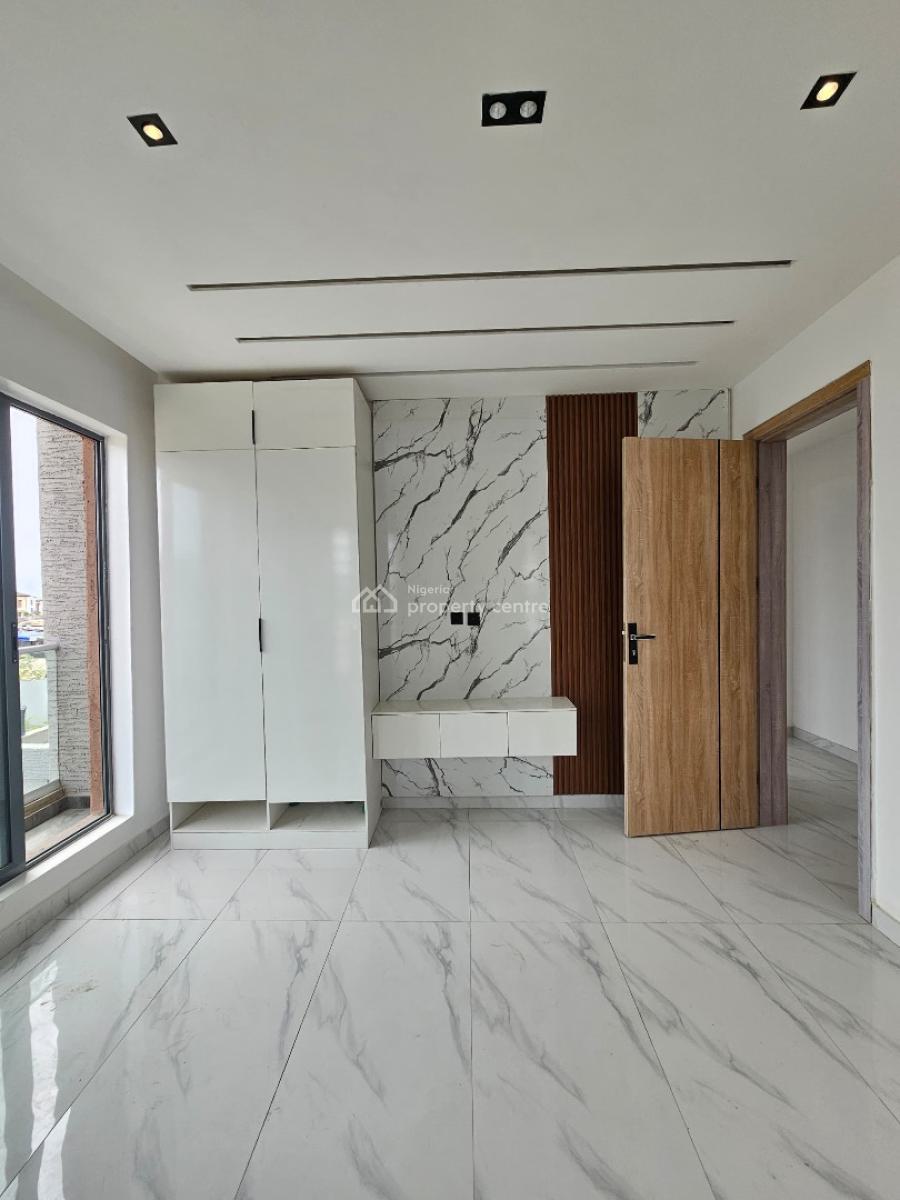 Exquisite Luxury Spacious 2 Bedroom Apartment with Swimming, Ikate, Lekki, Lagos, Block of Flats for Sale