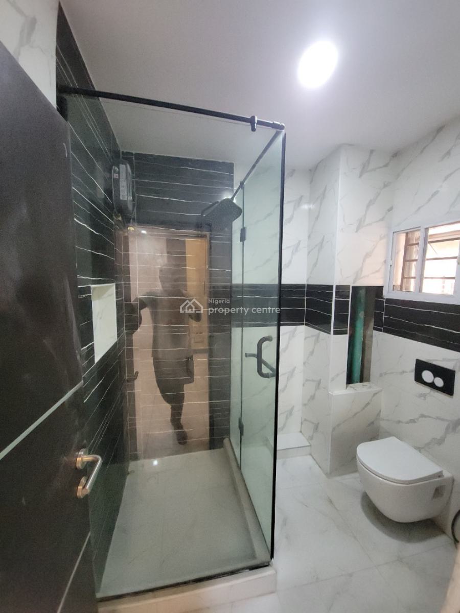 Newly Built 2 Bedroom Flat, Lekki Phase 1, Lekki, Lagos, Flat / Apartment for Rent