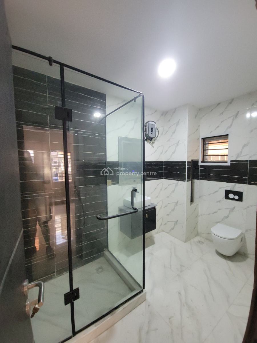 Newly Built 2 Bedroom Flat, Lekki Phase 1, Lekki, Lagos, Flat / Apartment for Rent