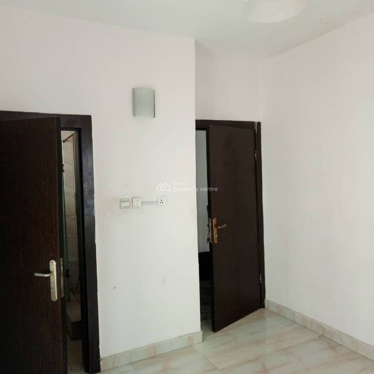 Spacious Room Upstairs Apartments with Private Kitchen, Chevy View, Lekki, Lagos, Self Contain (single Rooms) for Rent