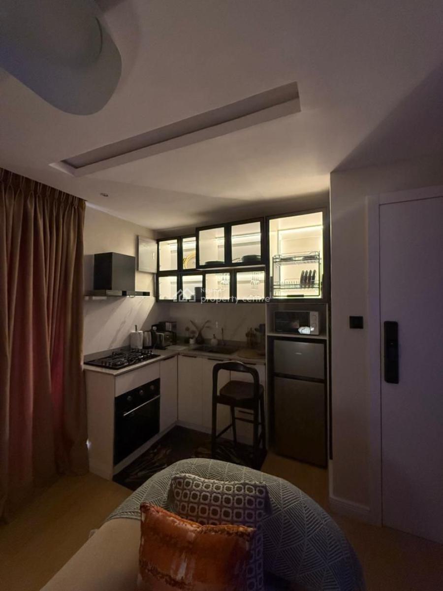1 Bedroom Apartment, Lekki Phase 1, Lekki, Lagos, Flat / Apartment Short Let