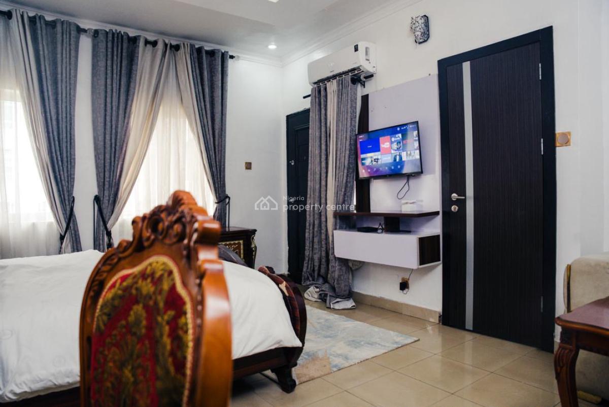 3 Bedroom Duplex with Pool & Gym, Ikeja Gra, Ikeja, Lagos, Terraced Duplex Short Let