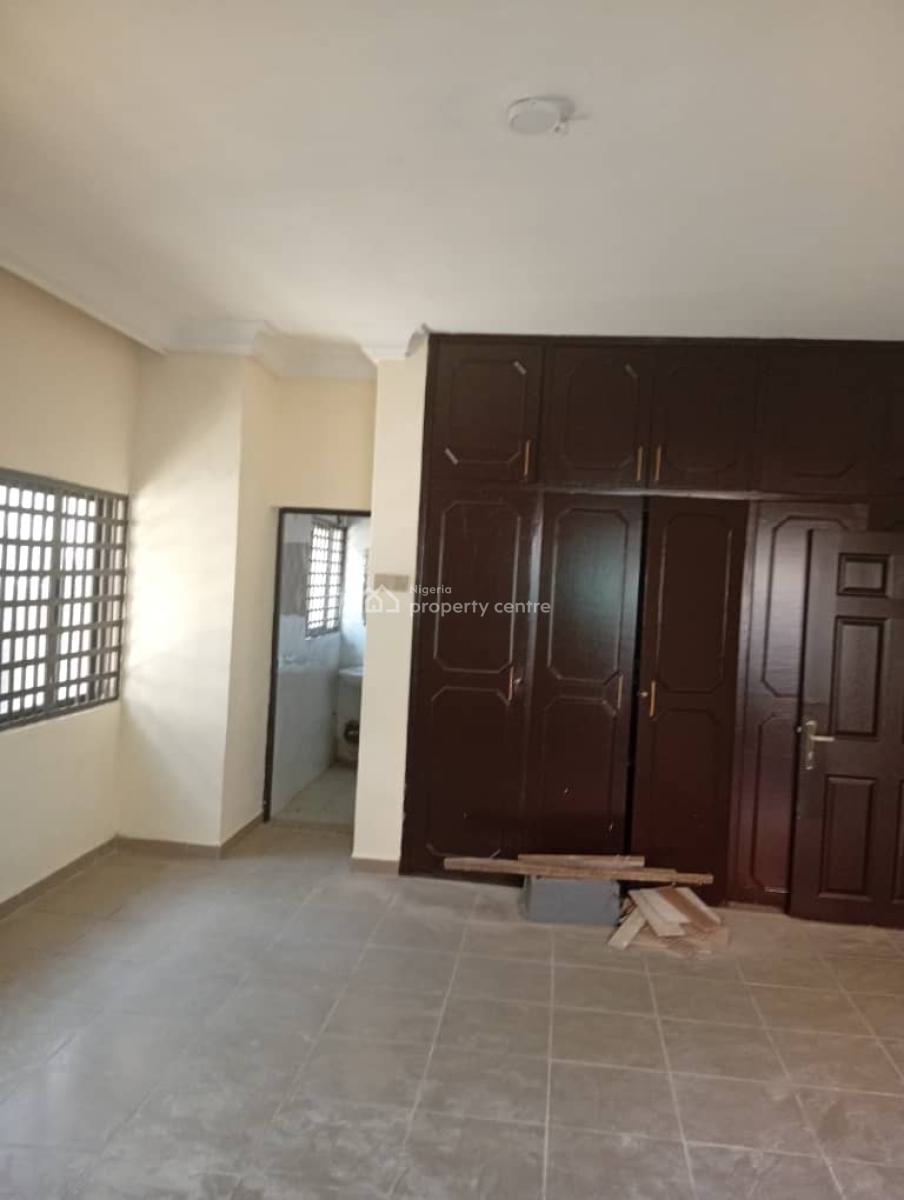 Massive 3bedroom Flat in a Serene Environment, Wuse 2, Wuse 2, Abuja, Flat / Apartment for Rent