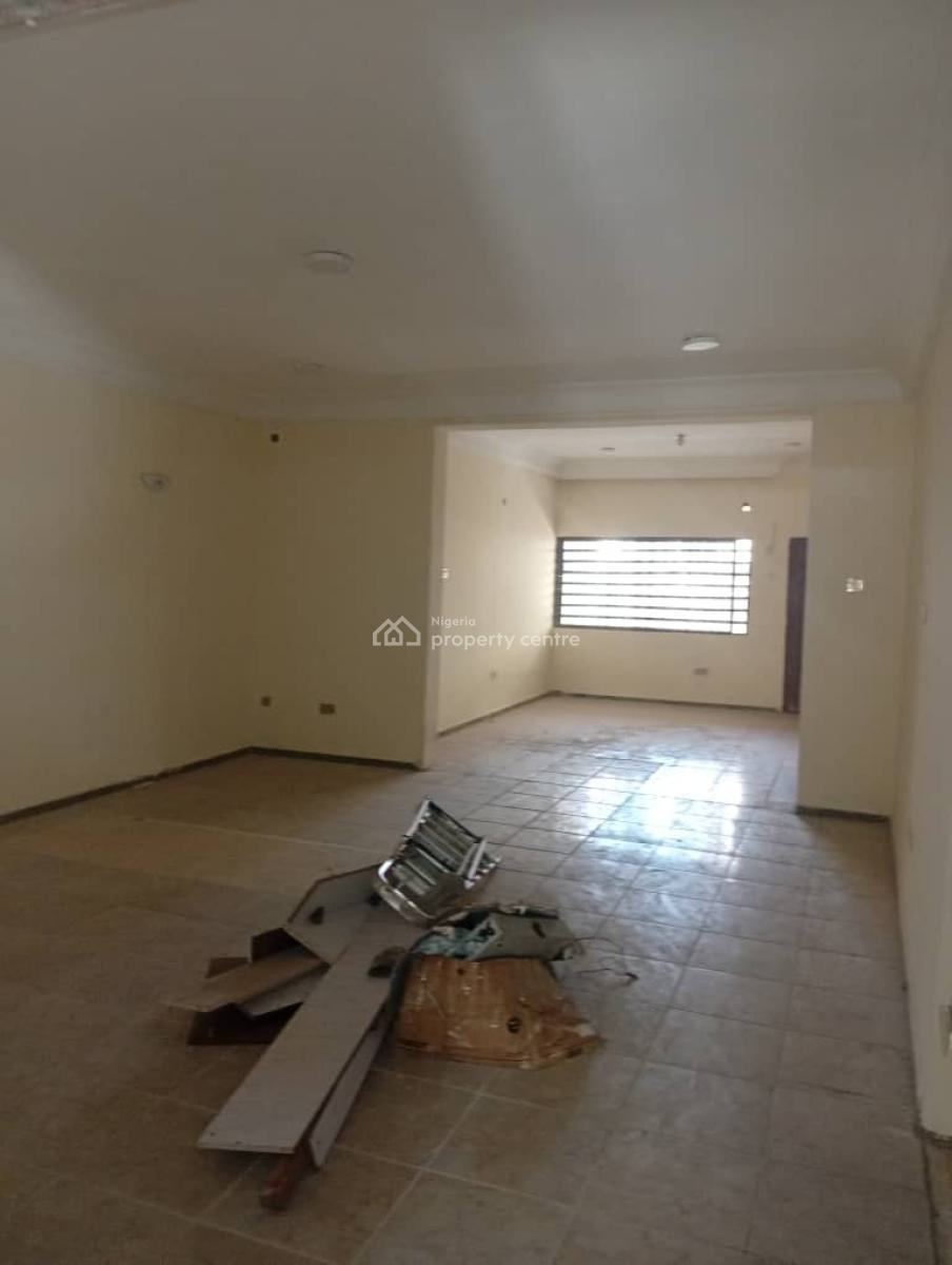 Massive 3bedroom Flat in a Serene Environment, Wuse 2, Wuse 2, Abuja, Flat / Apartment for Rent