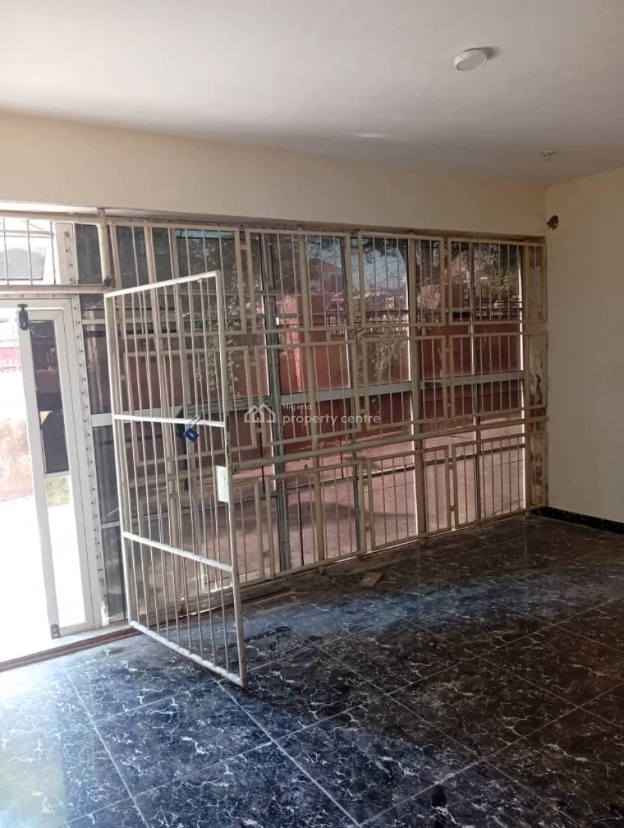 Massive 3bedroom Flat in a Serene Environment, Wuse 2, Wuse 2, Abuja, Flat / Apartment for Rent