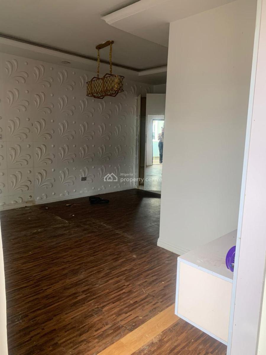 a Big Room in a 3 Bedroom Apartment, Orchid Road Lekki, Ikota, Lekki, Lagos, Self Contain (single Rooms) for Rent