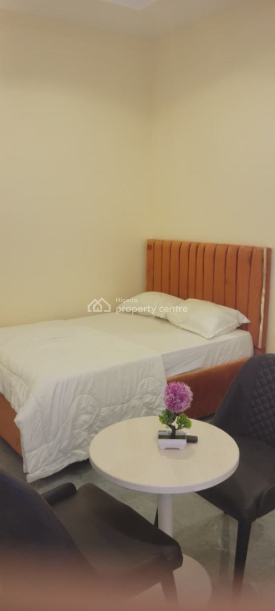 Well Located, Fully Furnished and Serviced Luxury Three (3) Bedroom, Lugbe District, Abuja, Flat / Apartment Short Let