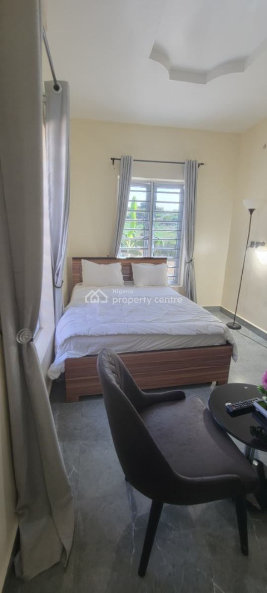 Well Located, Fully Furnished and Serviced Luxury Three (3) Bedroom, Lugbe District, Abuja, Flat / Apartment Short Let