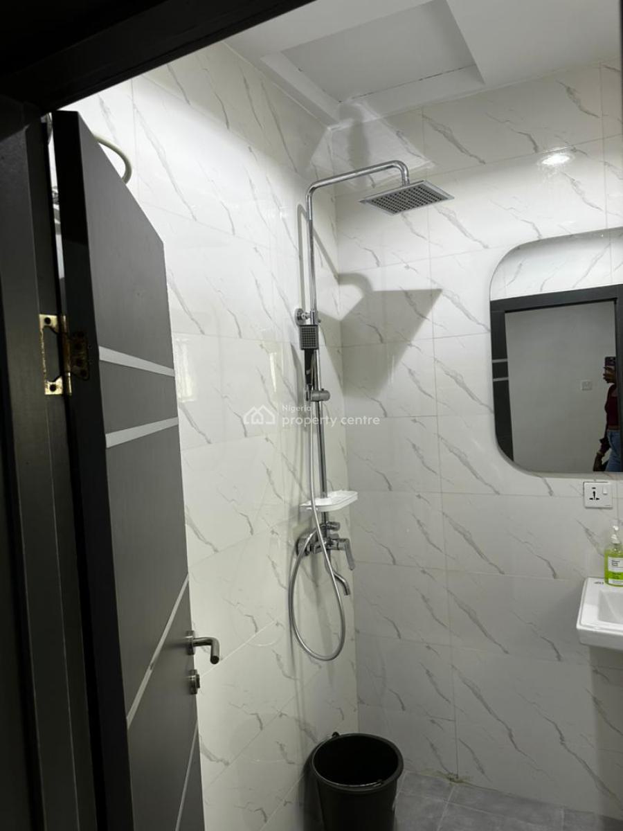 Luxury 3bedroom Duplex Netflix and Wi-fi, New Horizon Estate, Lekki, Lagos, Terraced Duplex Short Let