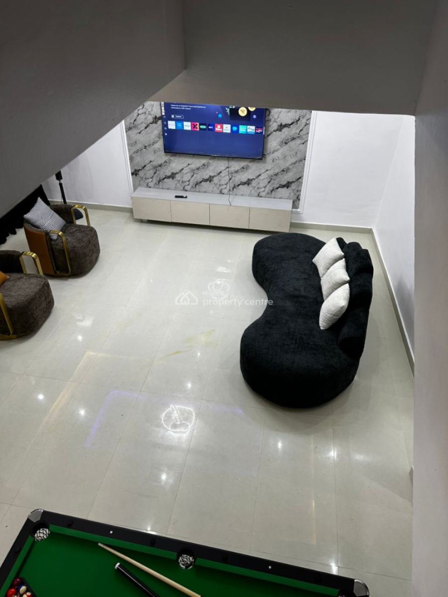 Luxury 3bedroom Duplex Netflix and Wi-fi, New Horizon Estate, Lekki, Lagos, Terraced Duplex Short Let
