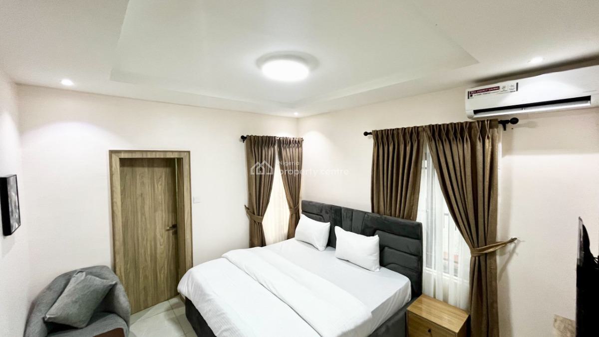 Cool Platinum Suites 3 Bedrooms Apartment, Mabel Amoni-okwuonu Street, Jahi, Abuja, Flat / Apartment Short Let