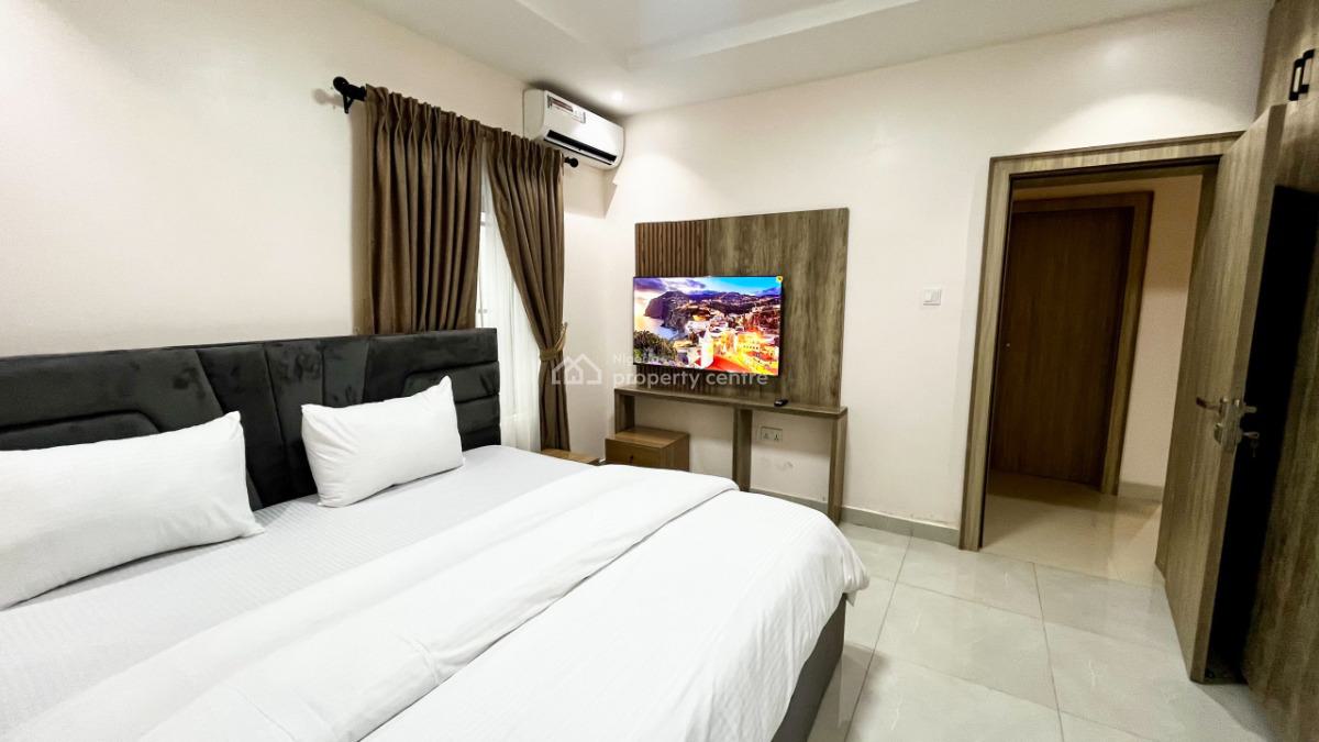 Cool Platinum Suites 3 Bedrooms Apartment, Mabel Amoni-okwuonu Street, Jahi, Abuja, Flat / Apartment Short Let