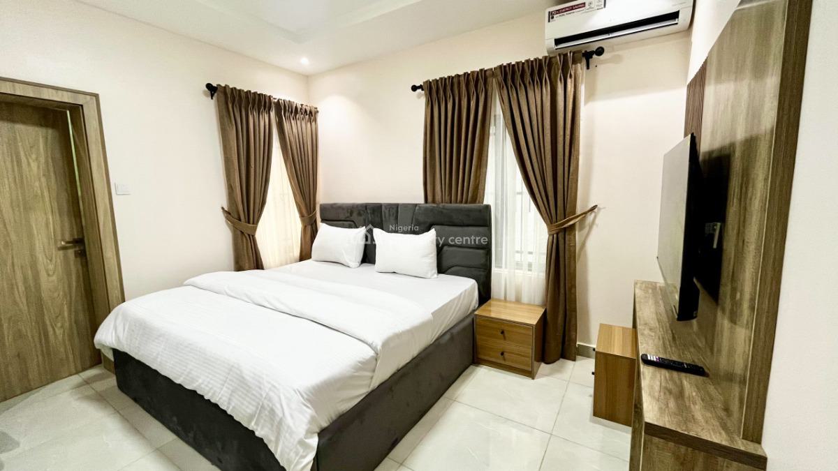 Cool Platinum Suites 3 Bedrooms Apartment, Mabel Amoni-okwuonu Street, Jahi, Abuja, Flat / Apartment Short Let