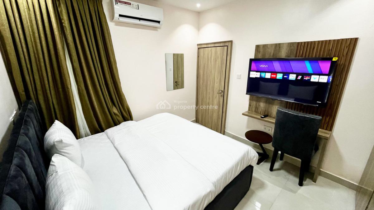 Cool Executive Plus 2 Bedroom Apartment, Mabel Amoni-okwuonu Street, Jahi, Abuja, Flat / Apartment Short Let