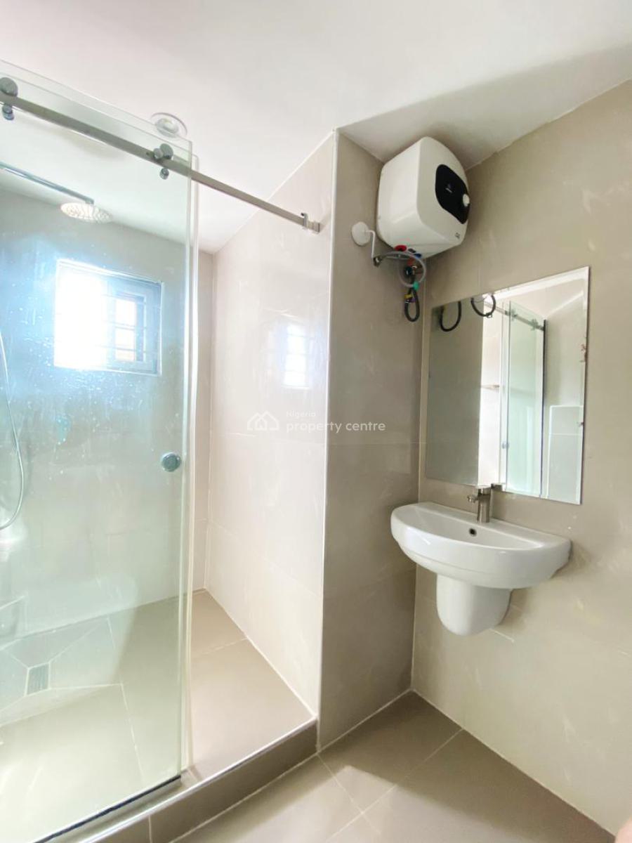 3bedroom, Lekki Phase 1, Lekki, Lagos, Flat / Apartment for Sale