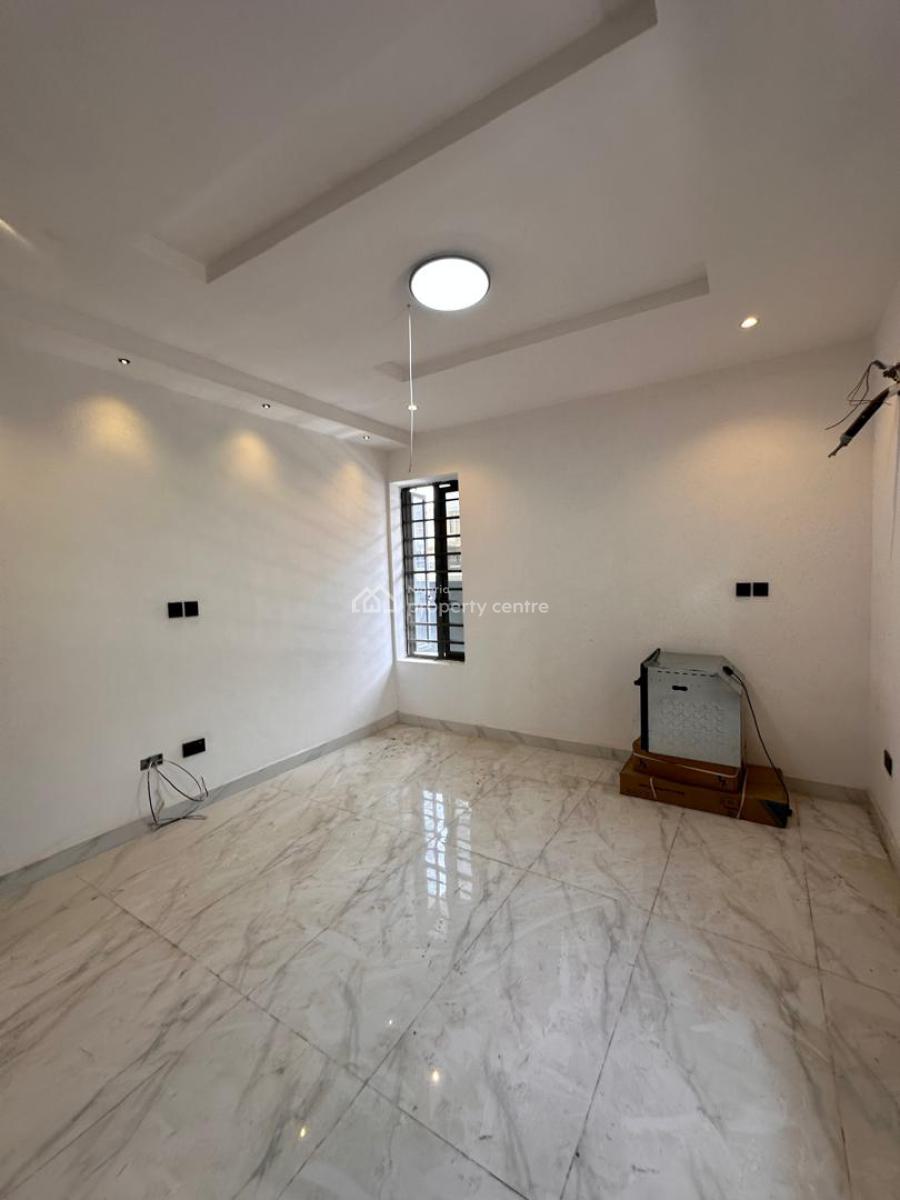 New Miniflat, Ologolo, Lekki, Lagos, Mini Flat (room and Parlour) for Rent