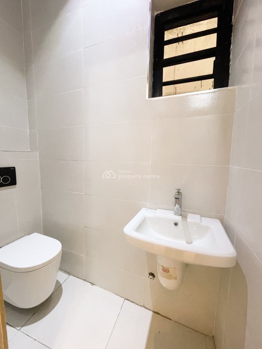 2 Bedroom Apartment, Ologolo, Lekki, Lagos, Flat / Apartment for Sale