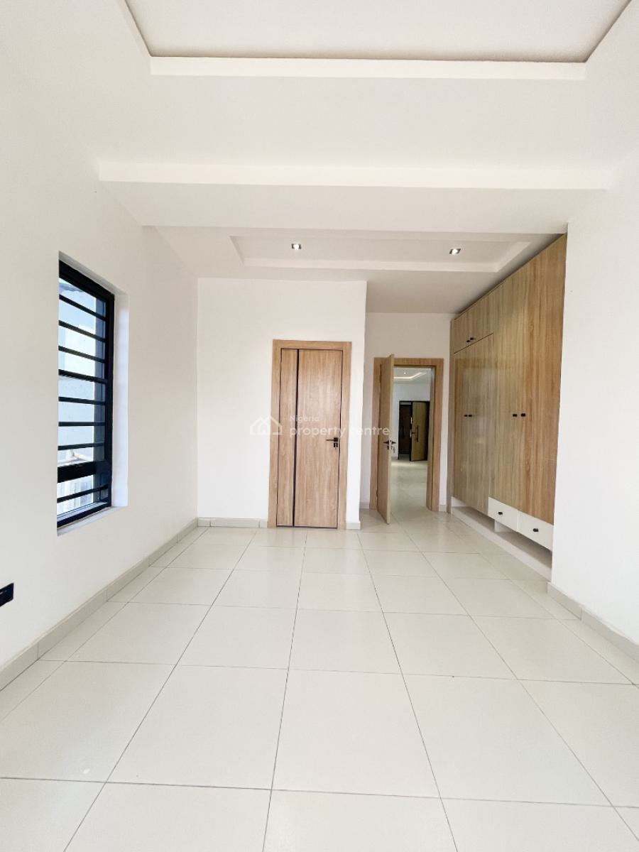 2 Bedroom Apartment, Ologolo, Lekki, Lagos, Flat / Apartment for Sale