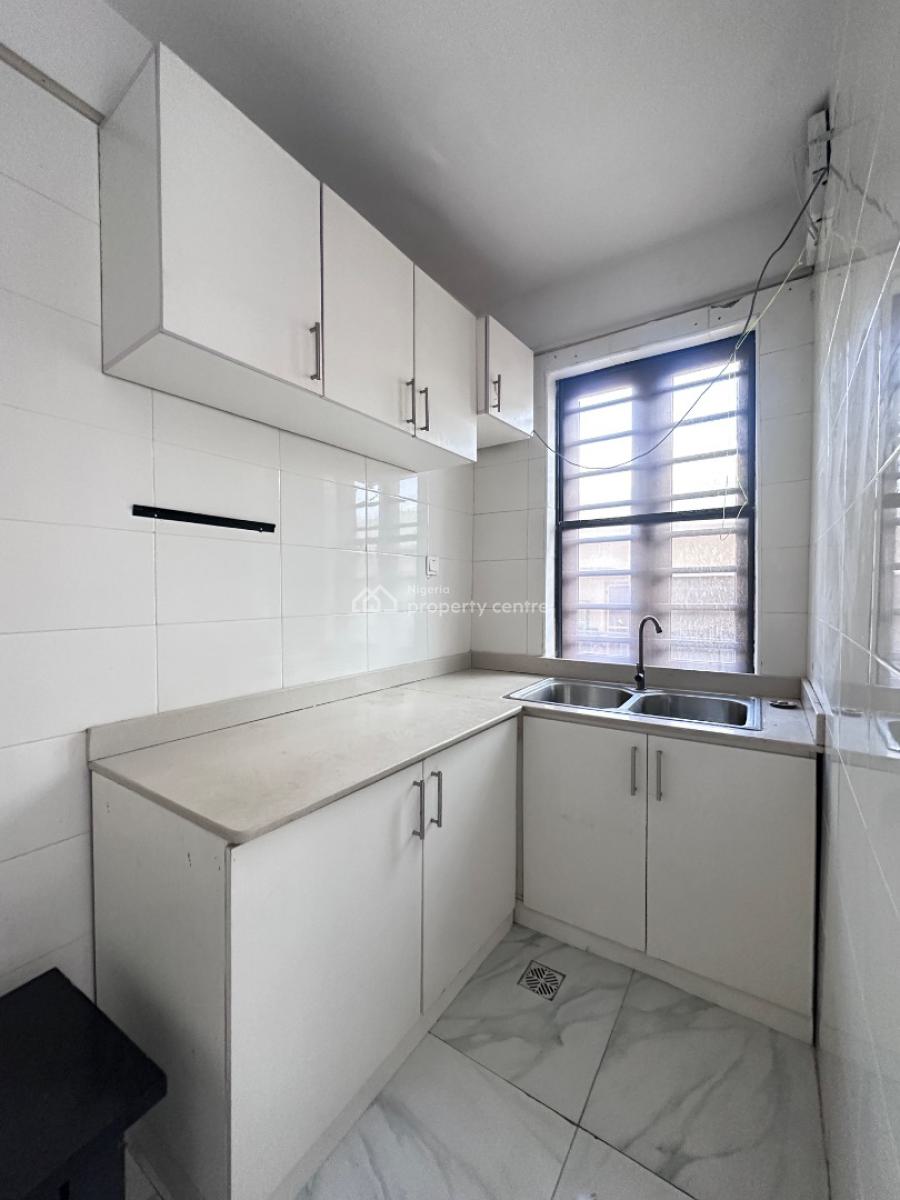 Luxury 2 Bedroom Apartment, Ologolo, Lekki, Lagos, Flat / Apartment for Rent