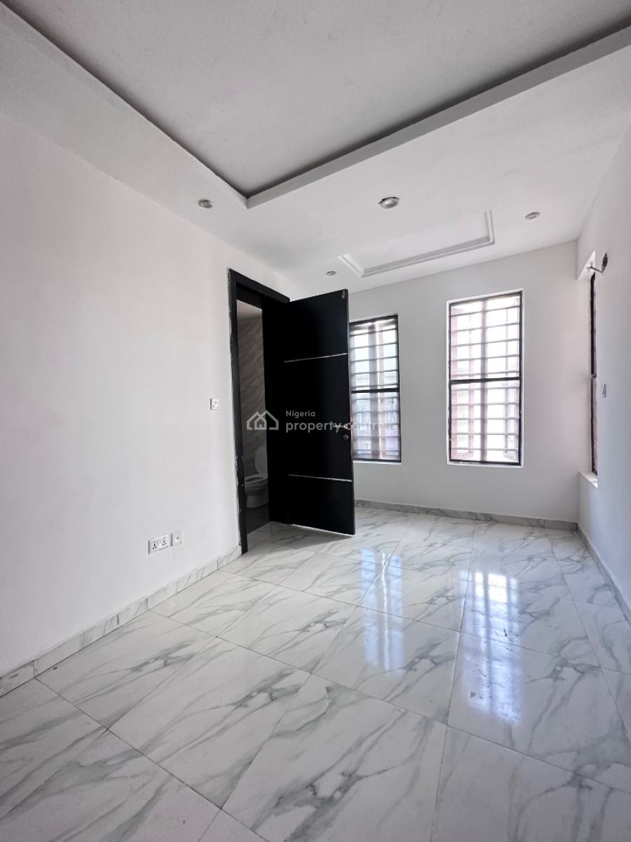 Luxury 2 Bedroom Apartment, Ologolo, Lekki, Lagos, Flat / Apartment for Rent