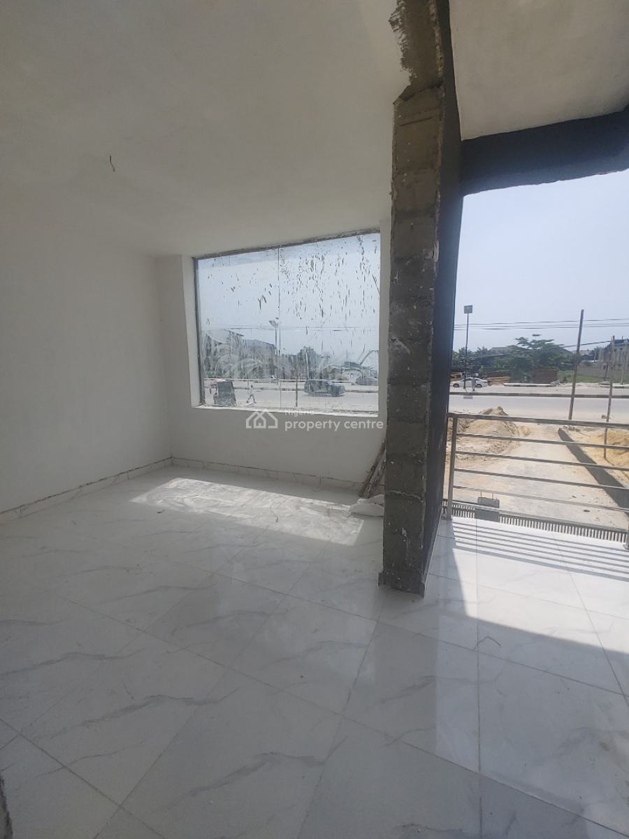Spacious Shop Facing The Expressway, Abijo, Lekki, Lagos, Shop for Rent