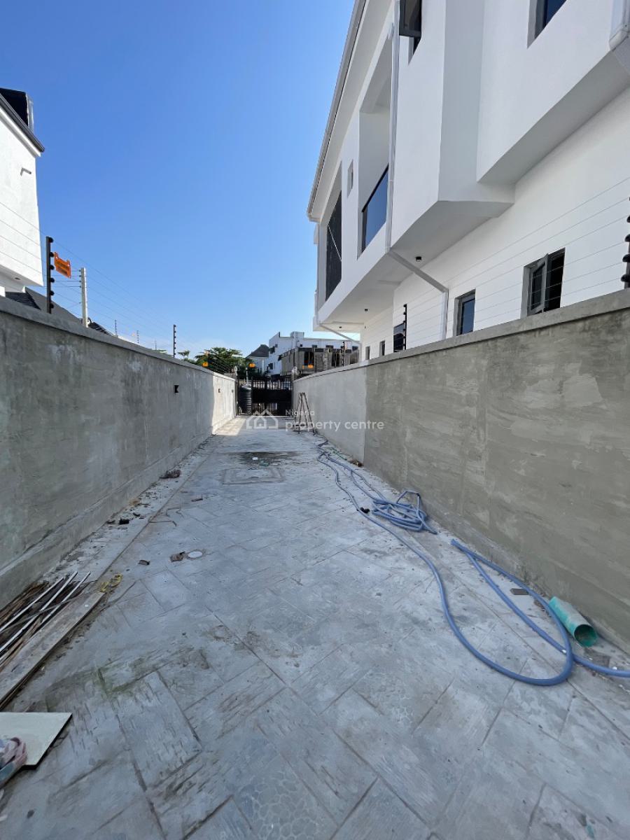 5 Bedroom Fully Detached Duplex, Ologolo, Lekki, Lagos, Detached Duplex for Sale
